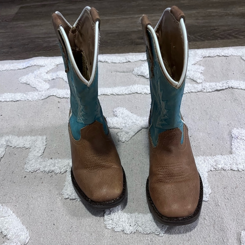 Roper cowboy boots